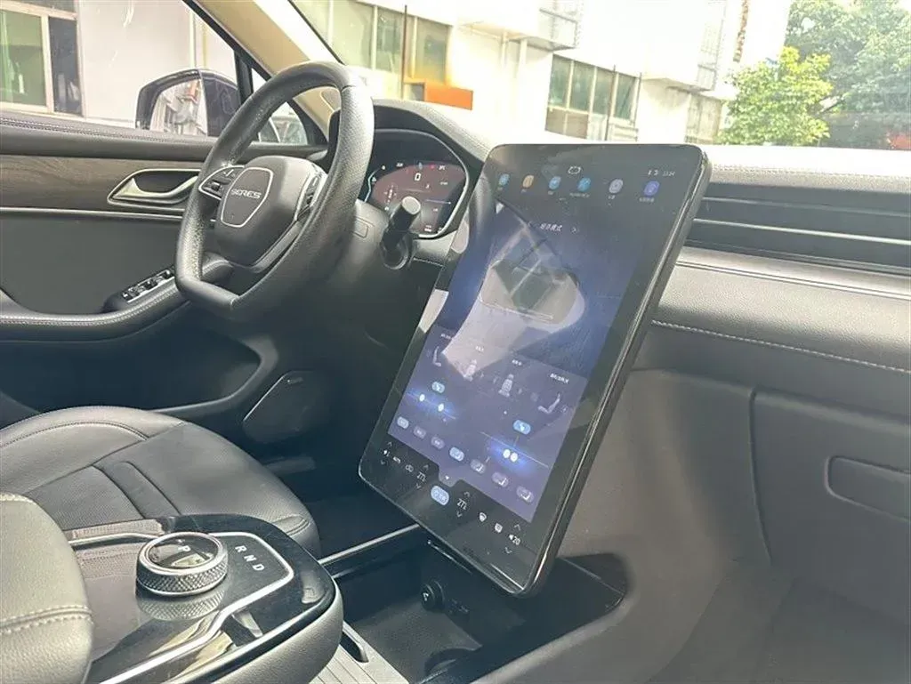 2021 SERES SF5 Range Extended 112HP REEV 35KWH,autocango,china used car exporter,china ev exporter,chinese used car exporter,chinese used ev exporter