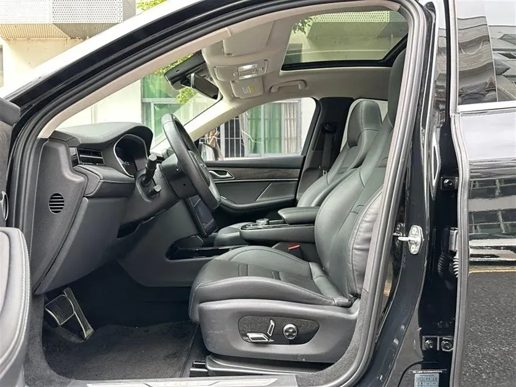 2021 SERES SF5 Range Extended 112HP REEV 35KWH,autocango,china used car exporter,china ev exporter,chinese used car exporter,chinese used ev exporter