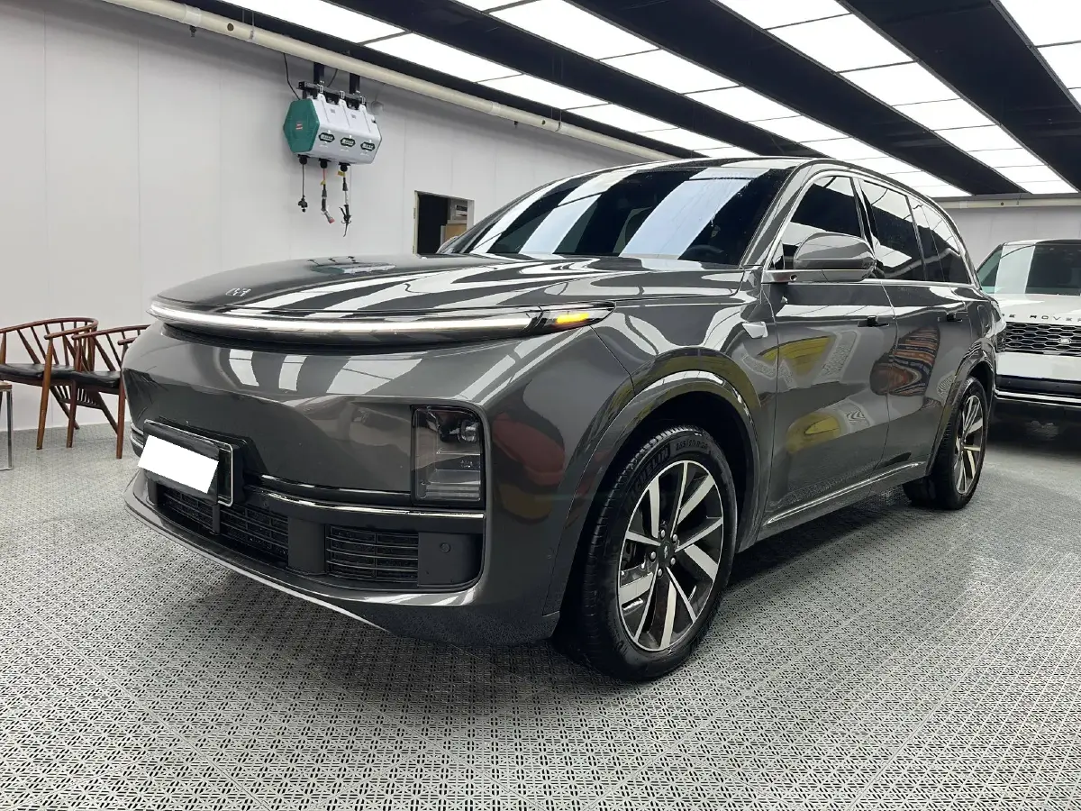 2023 Li L8 Range Extended 154HP REEV 40.9KWH