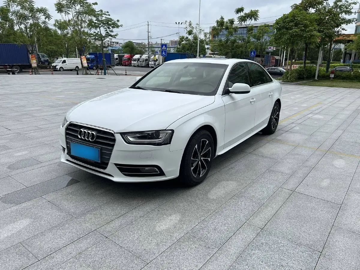 2013 Audi A4L 2.0T 180HP L4 CVT