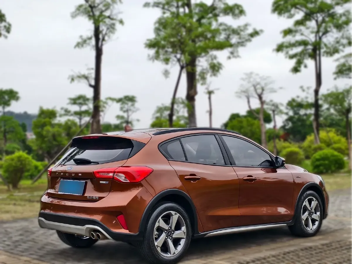 2020 Ford Focus Active 1.5T 174HP L3 8AT,autocango,china used car exporter,china ev exporter,chinese used car exporter,chinese used ev exporter