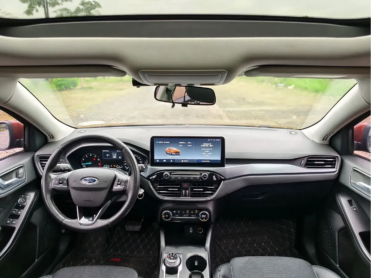 2020 Ford Focus Active 1.5T 174HP L3 8AT,autocango,china used car exporter,china ev exporter,chinese used car exporter,chinese used ev exporter