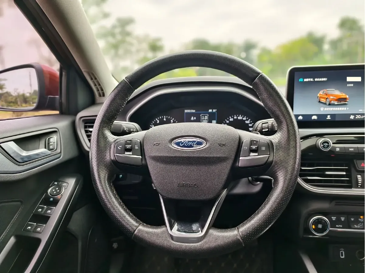 2020 Ford Focus Active 1.5T 174HP L3 8AT,autocango,china used car exporter,china ev exporter,chinese used car exporter,chinese used ev exporter