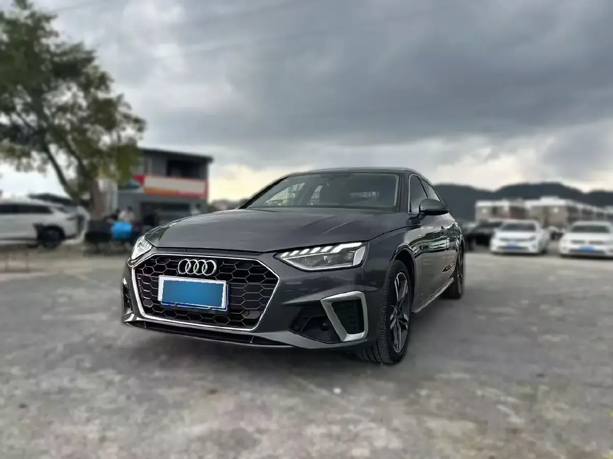 2020 Audi A4L 2.0T 190HP L4 7DCT