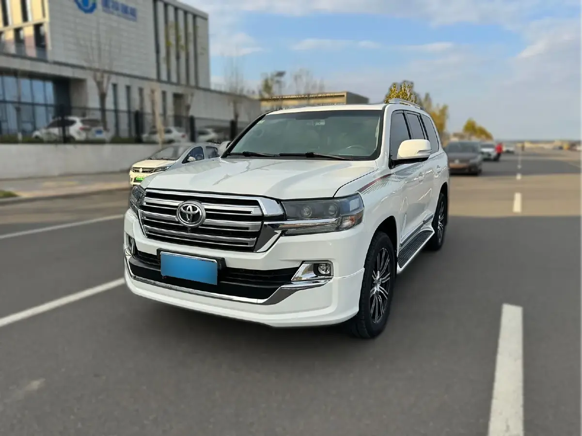 2012 Toyota Land Cruiser 4.0L 275HP V6 5AT