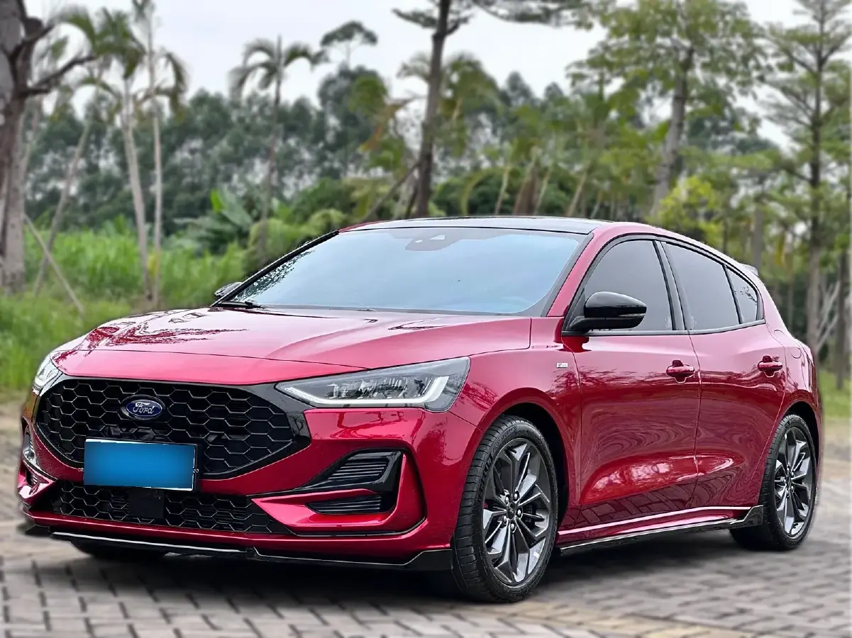 2022 Ford Focus 1.5T 177HP L4 6AT