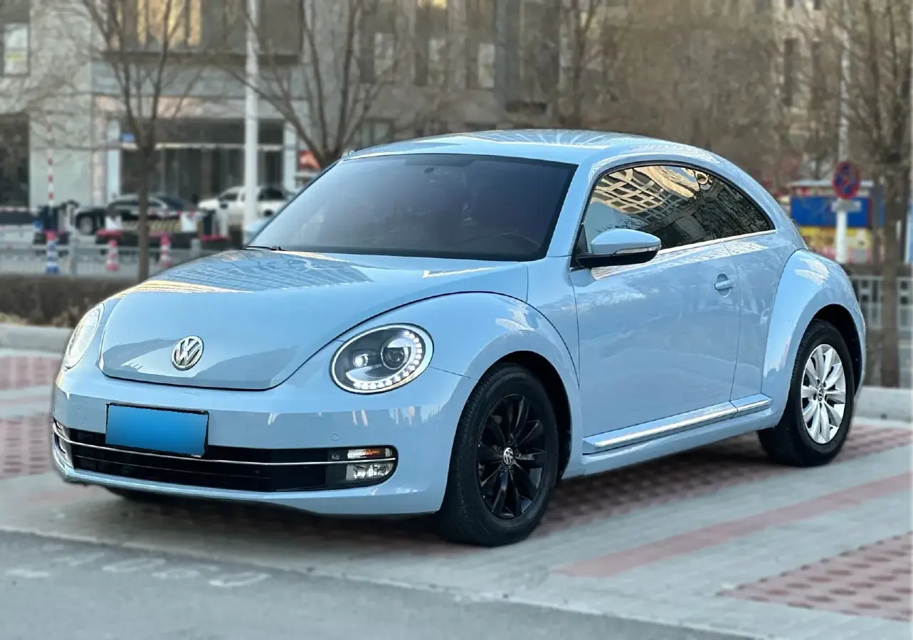 2013 Volkswagen Beetle 1.4T 160HP L4 7DCT