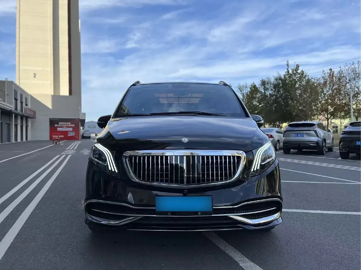 2021 Mercedes-Benz Vito 2.0T 211HP L4 9AT