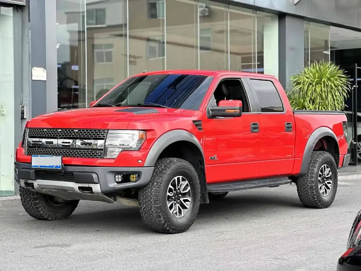 2014 Ford F-150 6.2L 412HP V8 6AT
