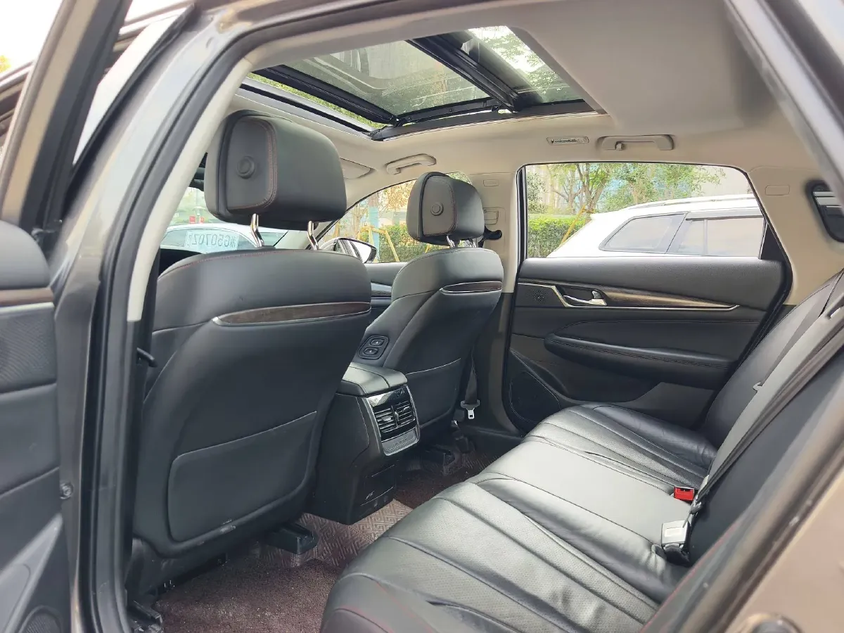 2020 GAC Trumpchi GA8 2.0T 252HP L4 6AT,autocango,china used car exporter,china ev exporter,chinese used car exporter,chinese used ev exporter