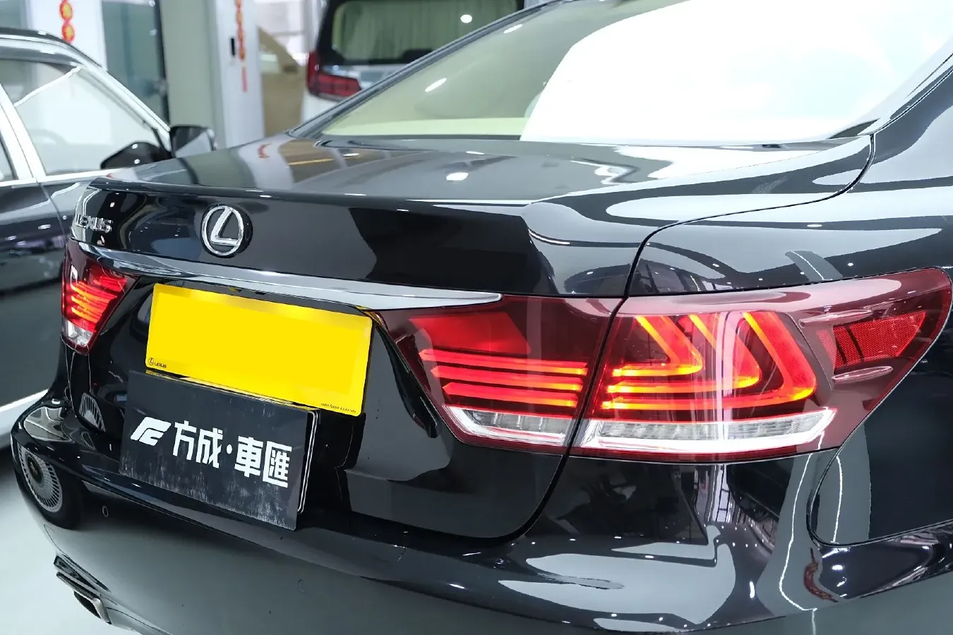 2013 Lexus LS 4.6L 370HP V8 8AT,autocango,china used car exporter,china ev exporter,chinese used car exporter,chinese used ev exporter