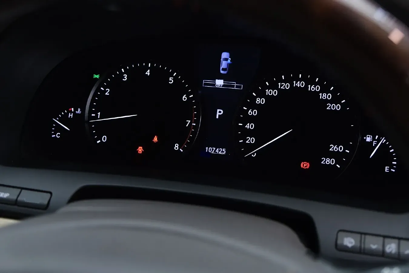 2013 Lexus LS 4.6L 370HP V8 8AT,autocango,china used car exporter,china ev exporter,chinese used car exporter,chinese used ev exporter