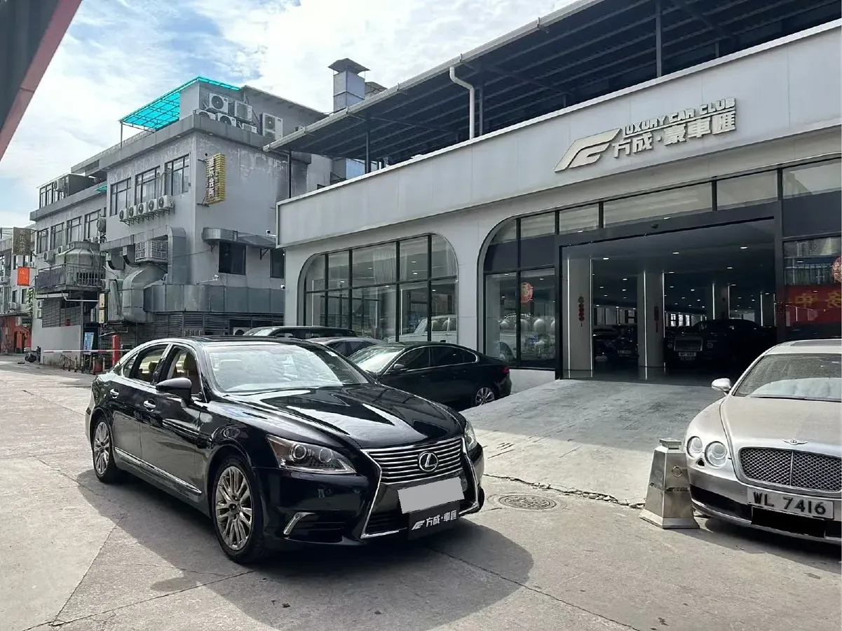 2013 Lexus LS 4.6L 370HP V8 8AT,autocango,china used car exporter,china ev exporter,chinese used car exporter,chinese used ev exporter