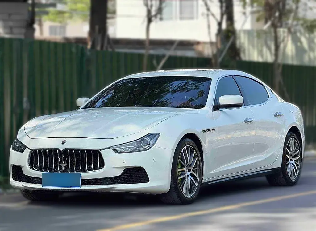 2014 Maserati Ghibli 3.0T 330HP V6 8AT