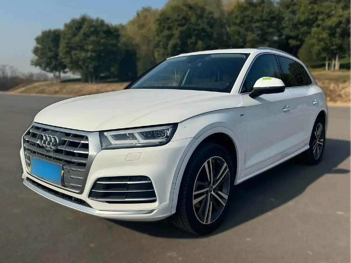 2020 Audi Q5L 2.0T 252HP L4 7DCT