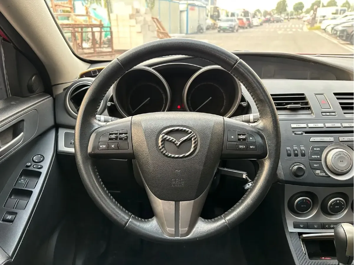 2010 Mazda 3 2.0L 147HP L4 5AT,autocango,china used car exporter,china ev exporter,chinese used car exporter,chinese used ev exporter
