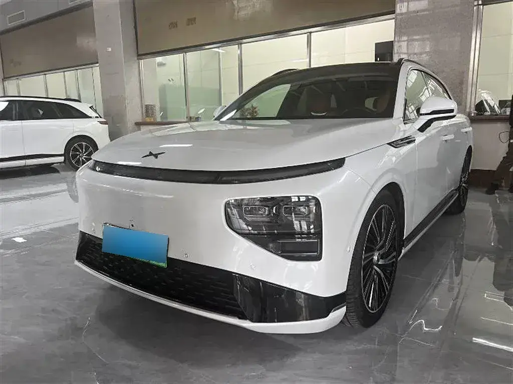 2022 Xpeng G9 BEV 98KWH