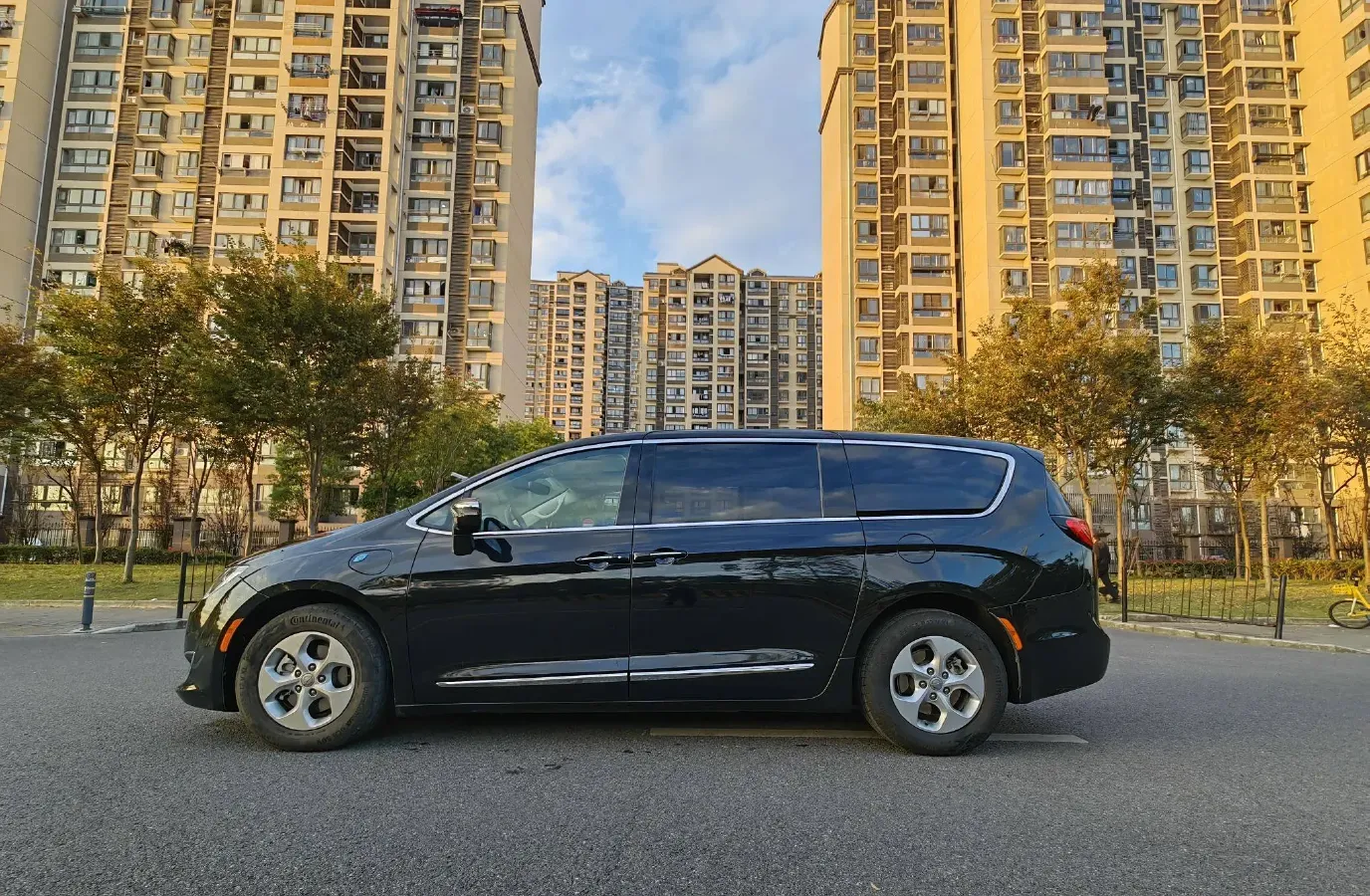 2018 Chrysler Pacifica 3.6L 245HP V6 E-CVT PHEV 16KWH,autocango,china used car exporter,china ev exporter,chinese used car exporter,chinese used ev exporter