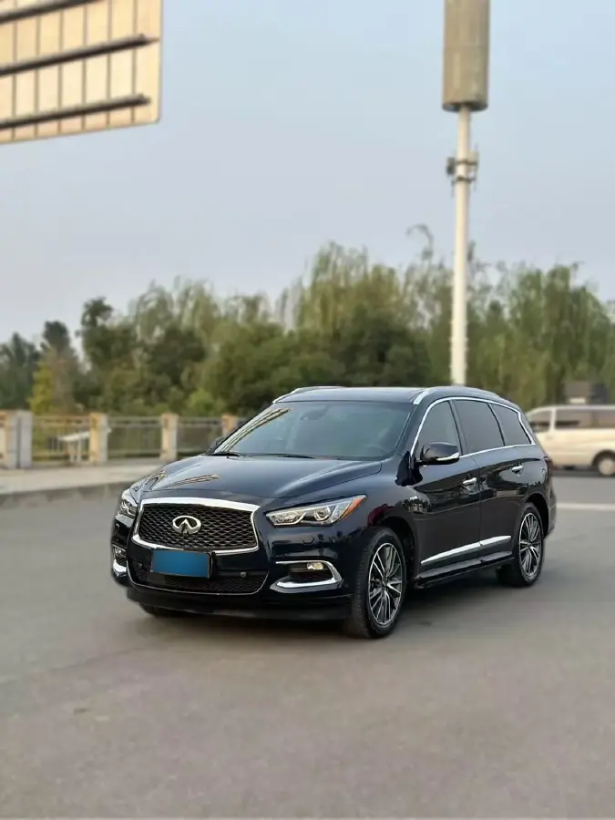 2018 Infiniti QX60 2.5T 234HP L4 CVT Hybrid