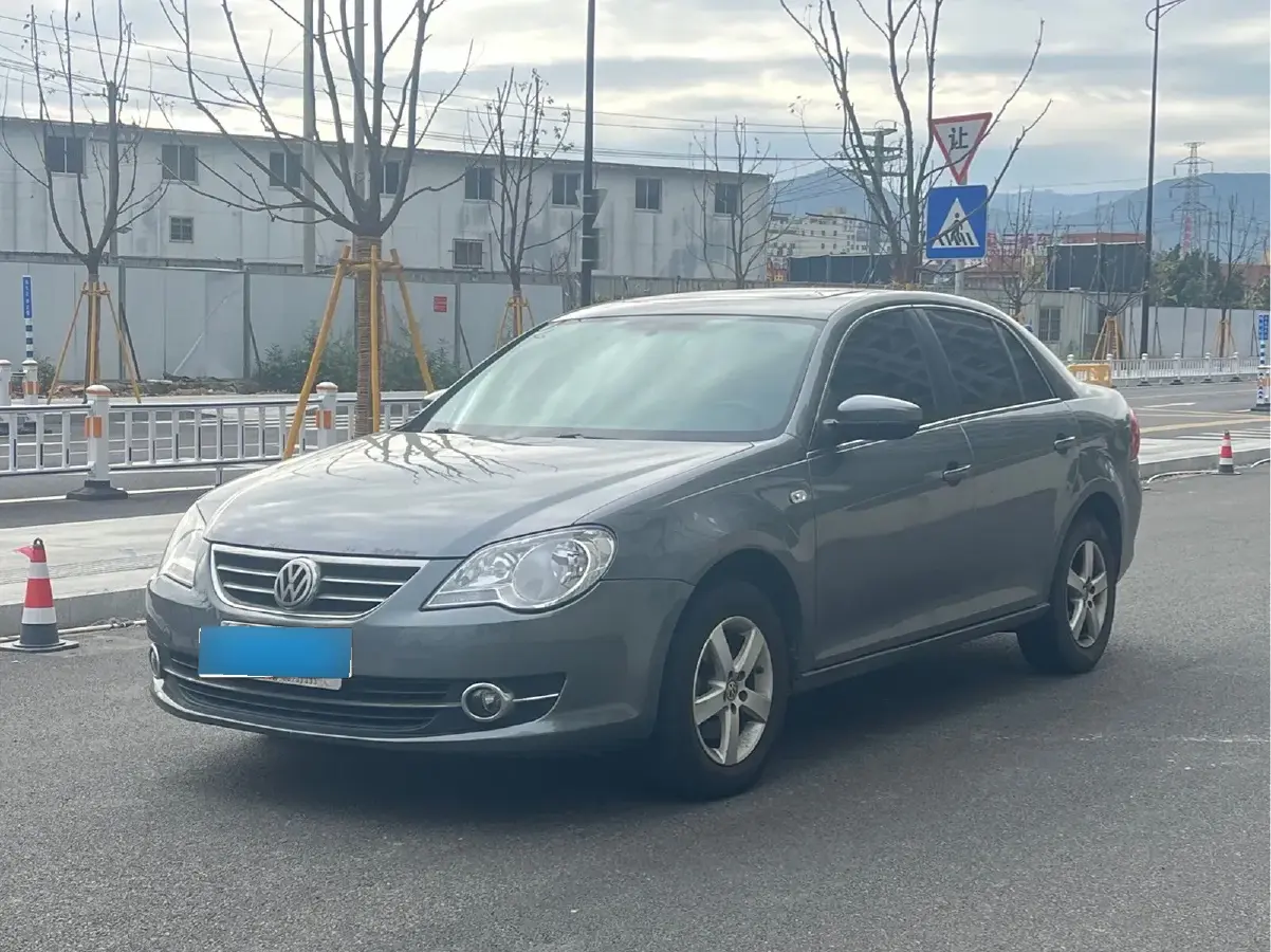 2008 Volkswagen Bora 2.0L 120HP L4 6AT