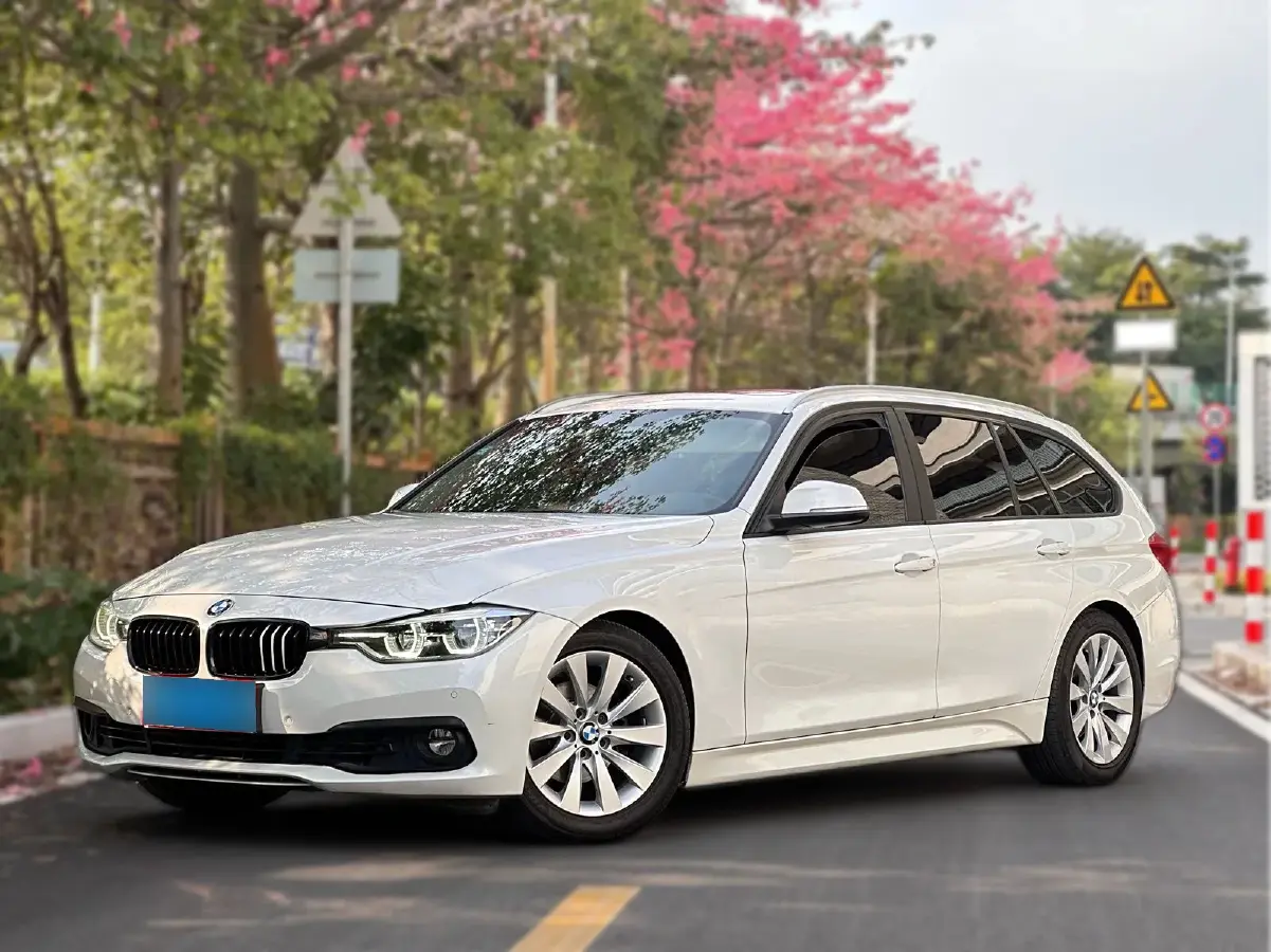 2016 BMW 3 Series 2.0T 184HP L4 8AT 2016 BMW 3 Series 2.0T 184HP L4 8AT