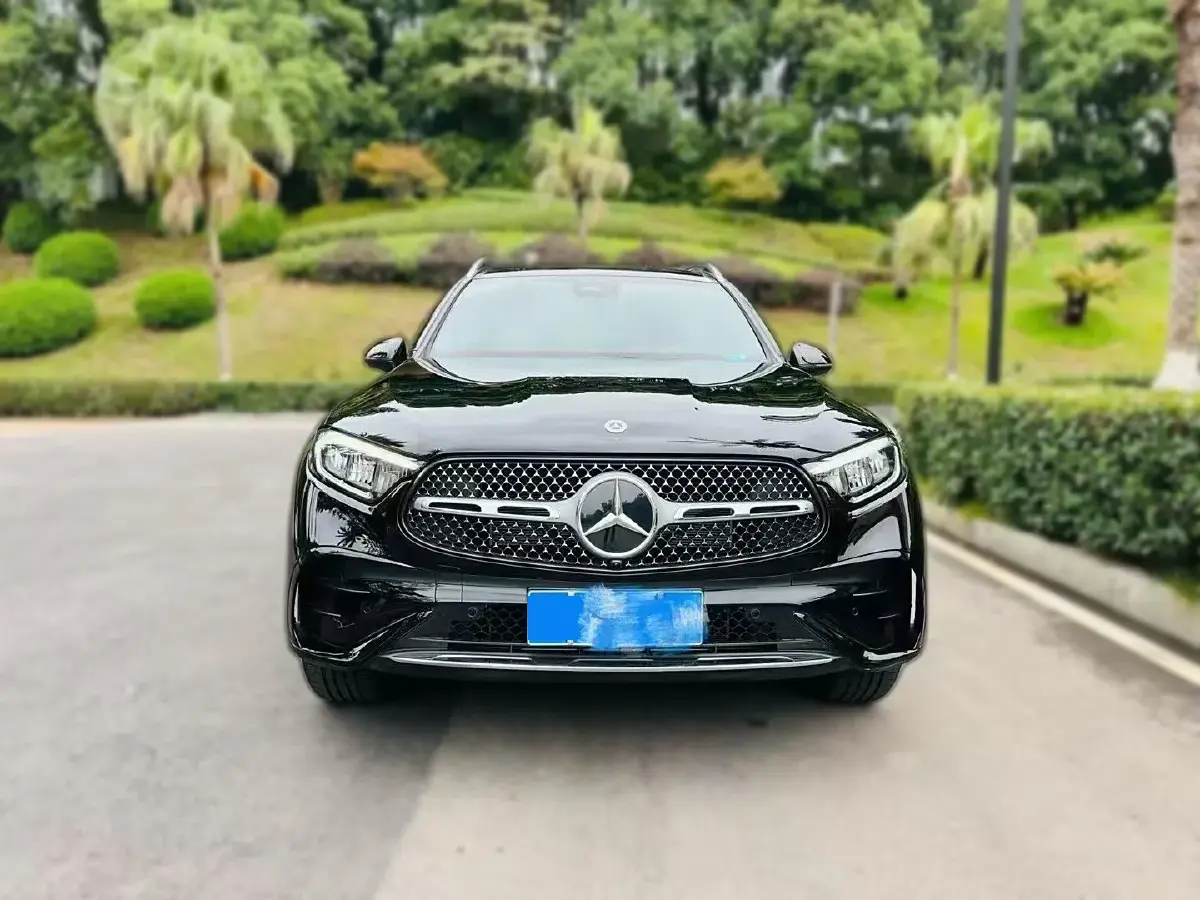 2023 Mercedes-Benz GLC Class 2.0T 204HP L4 9AT
