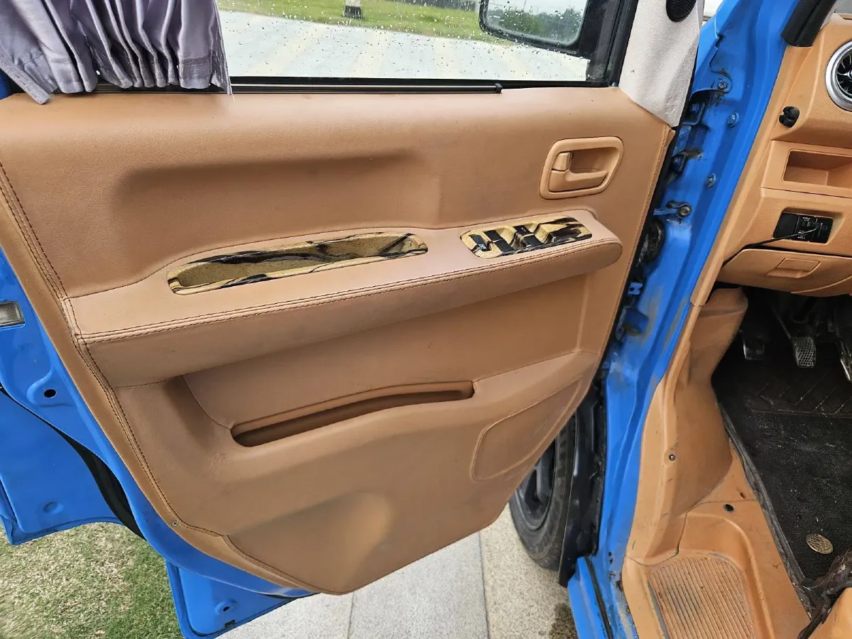 2009 Suzuki Landy 1.4L 95HP L4 5MT,autocango,china used car exporter,china ev exporter,chinese used car exporter,chinese used ev exporter