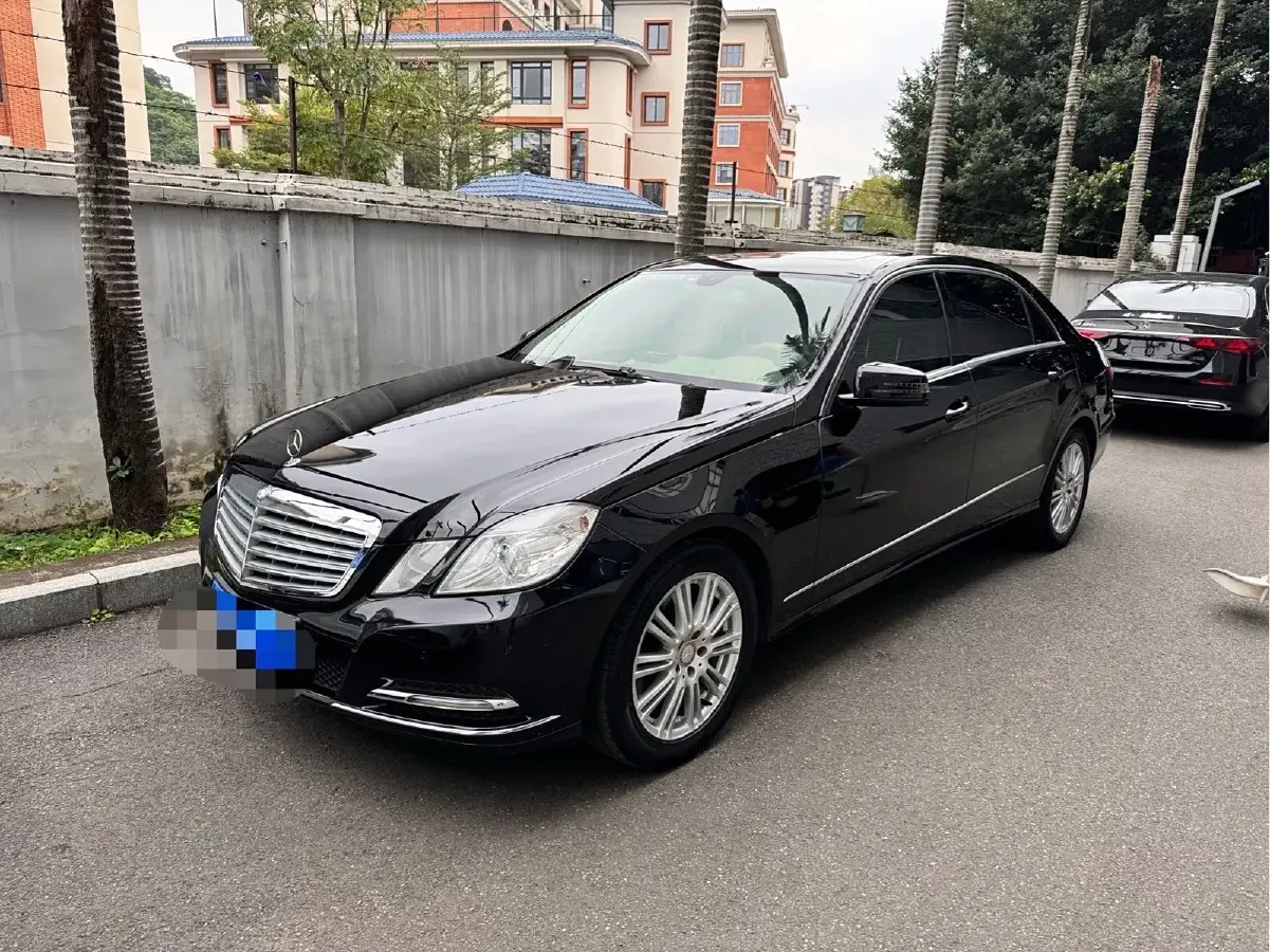 2013 Mercedes-Benz E Class 1.8T 204HP L4 7AT