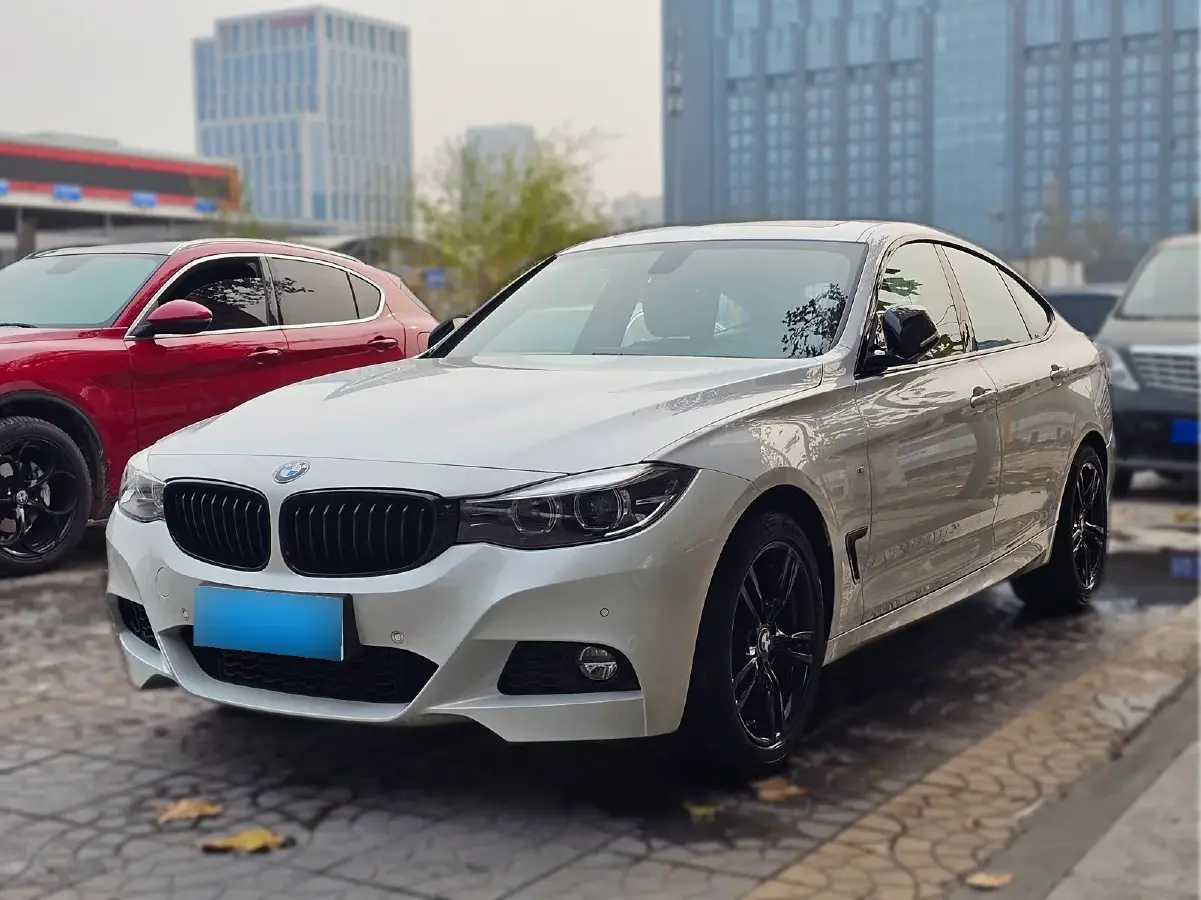 2019 BMW 3 Series GT 2.0T 184HP L4 8AT