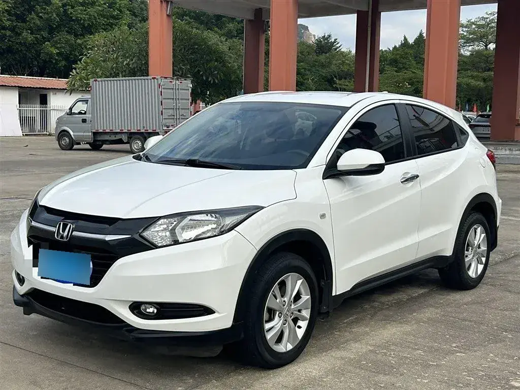 2017 Honda Vezel 1.8L 136HP L4 CVT