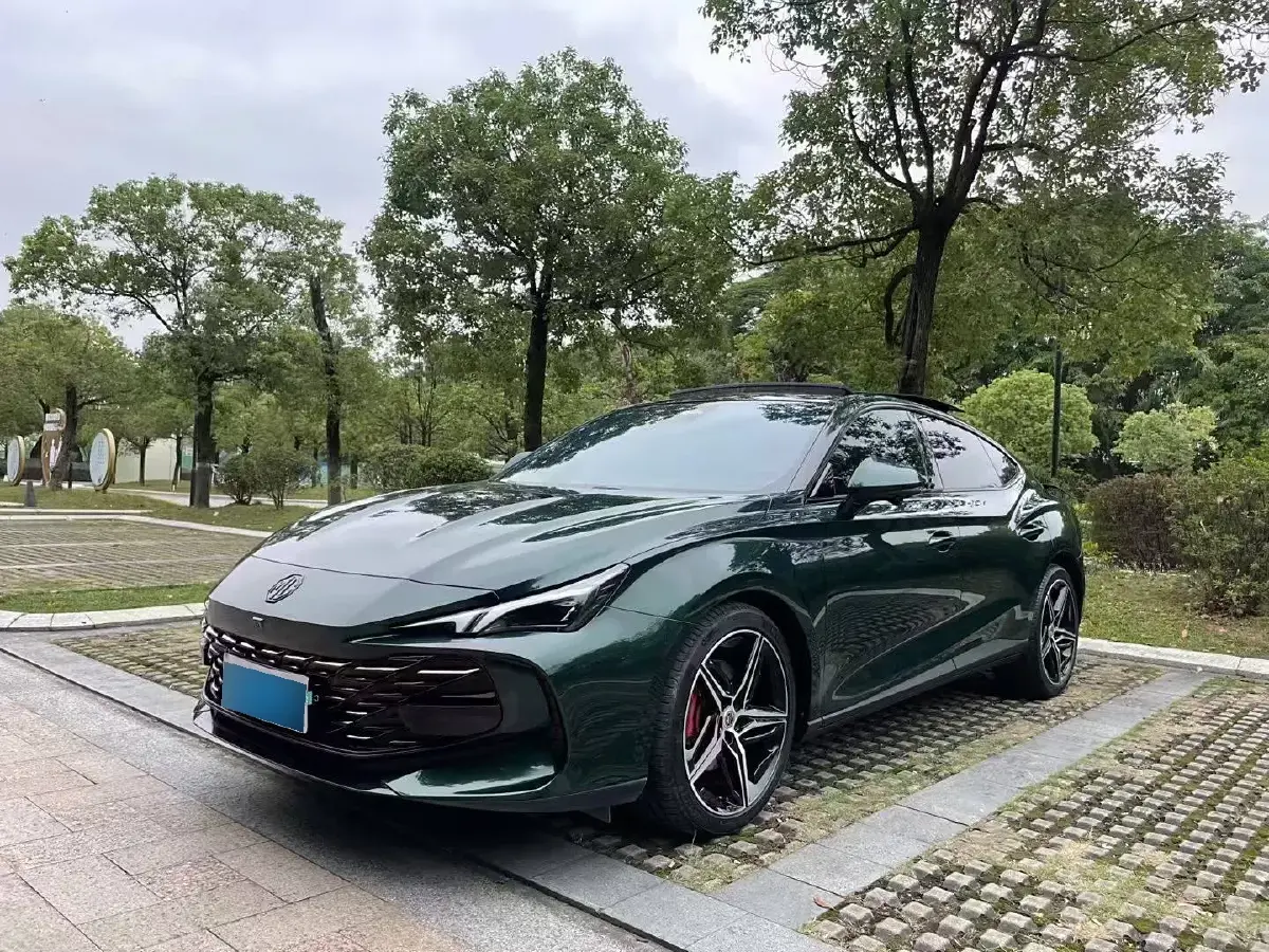 2023 MG 7 2.0T 261HP L4 9AT