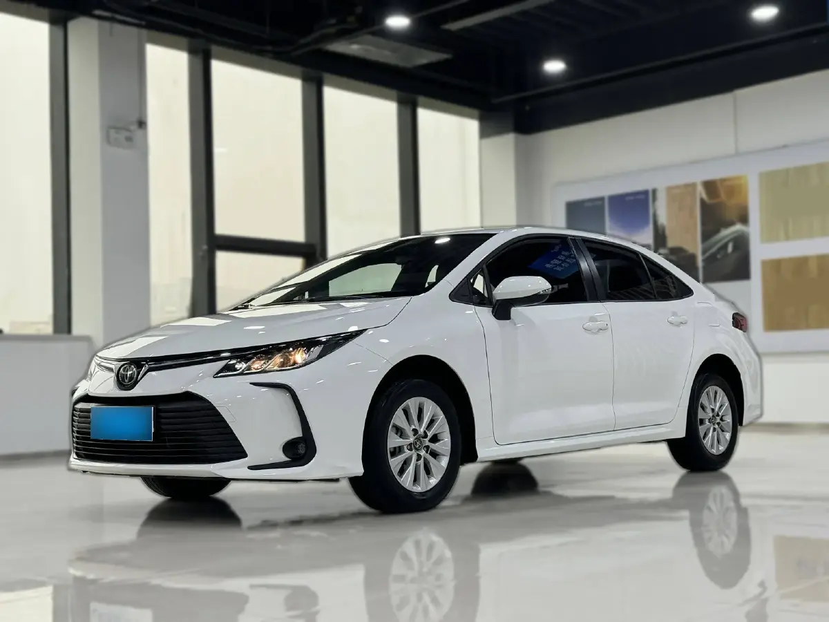 2021 Toyota Corolla 1.2T 116HP L4 CVT