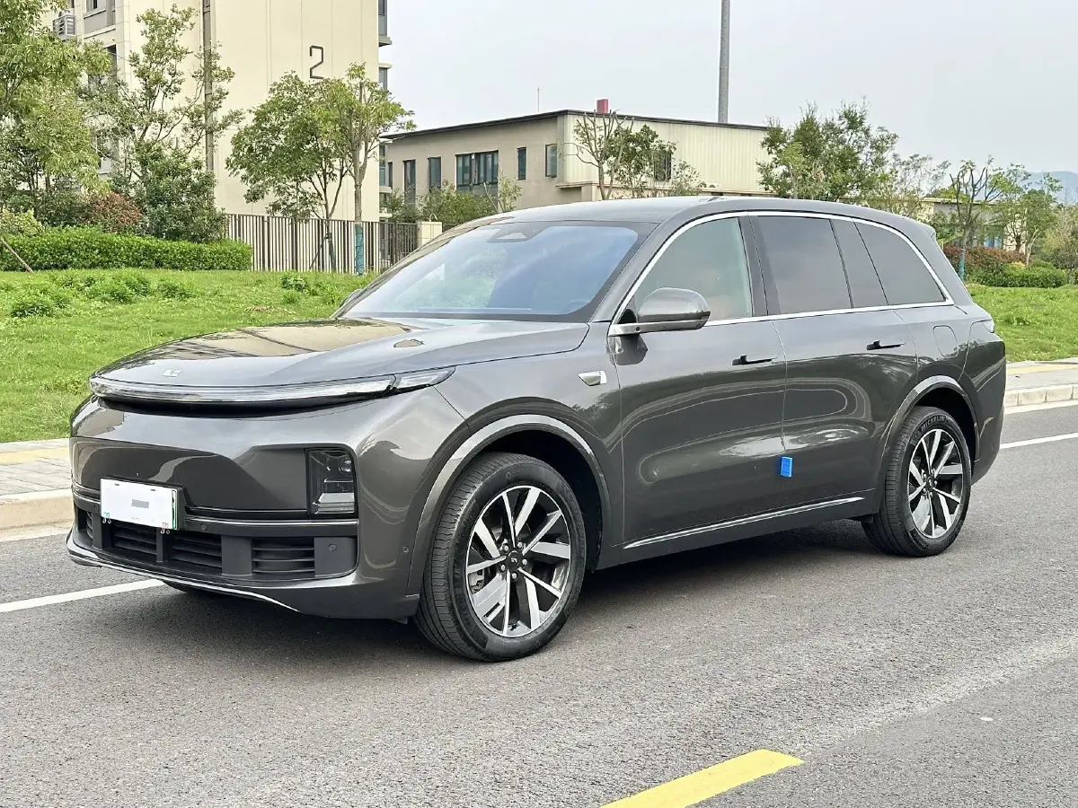 2023 Li L8 Range Extended 154HP REEV 40.9KWH