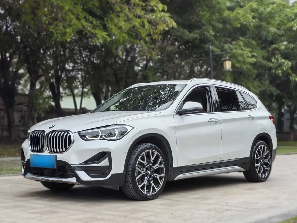 2020 BMW X1 2.0T 192HP L4 8AT