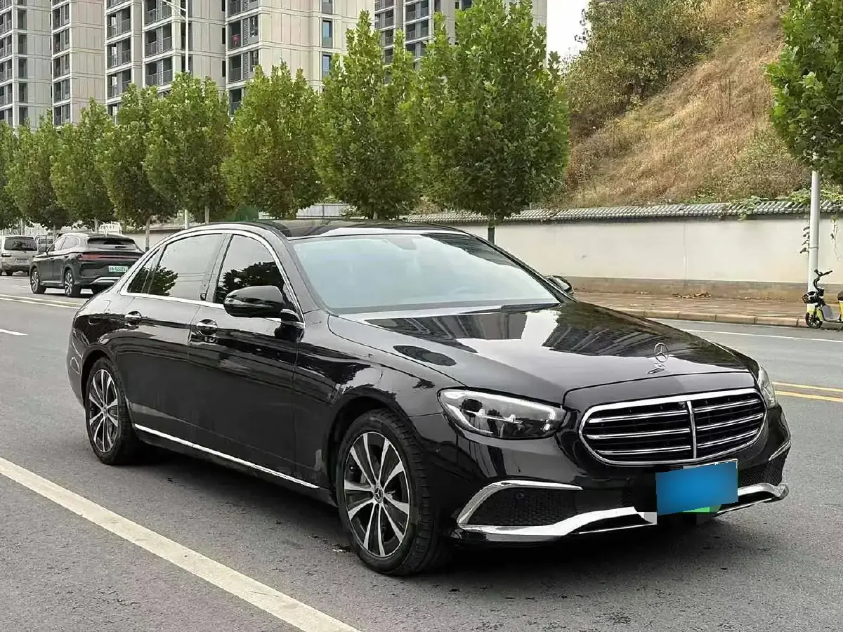 2023 Mercedes-Benz E Class 2.0T 211HP L4 9AT PHEV 25.4KWH