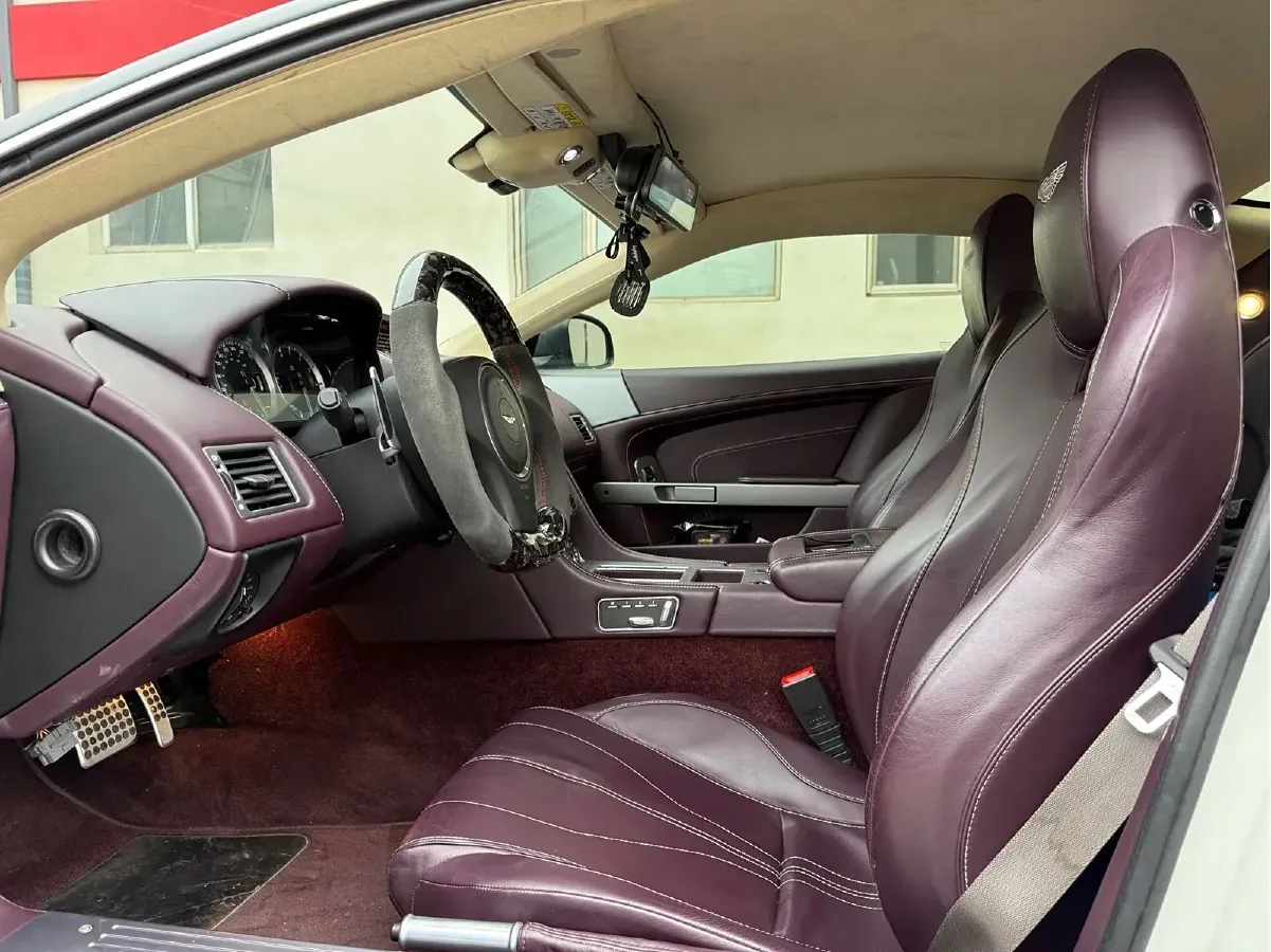 2013 Aston Martin DB9 6.0L 517HP V12 6AT,autocango,china used car exporter,china ev exporter,chinese used car exporter,chinese used ev exporter