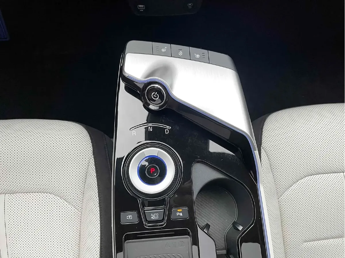 2023 Kia EV6 BEV 76.4KWH,autocango,china used car exporter,china ev exporter,chinese used car exporter,chinese used ev exporter