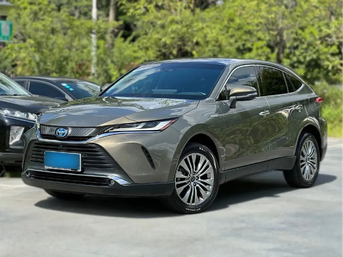 2022 Toyota Harrier 2.5L 178HP L4 E-CVT Hybrid