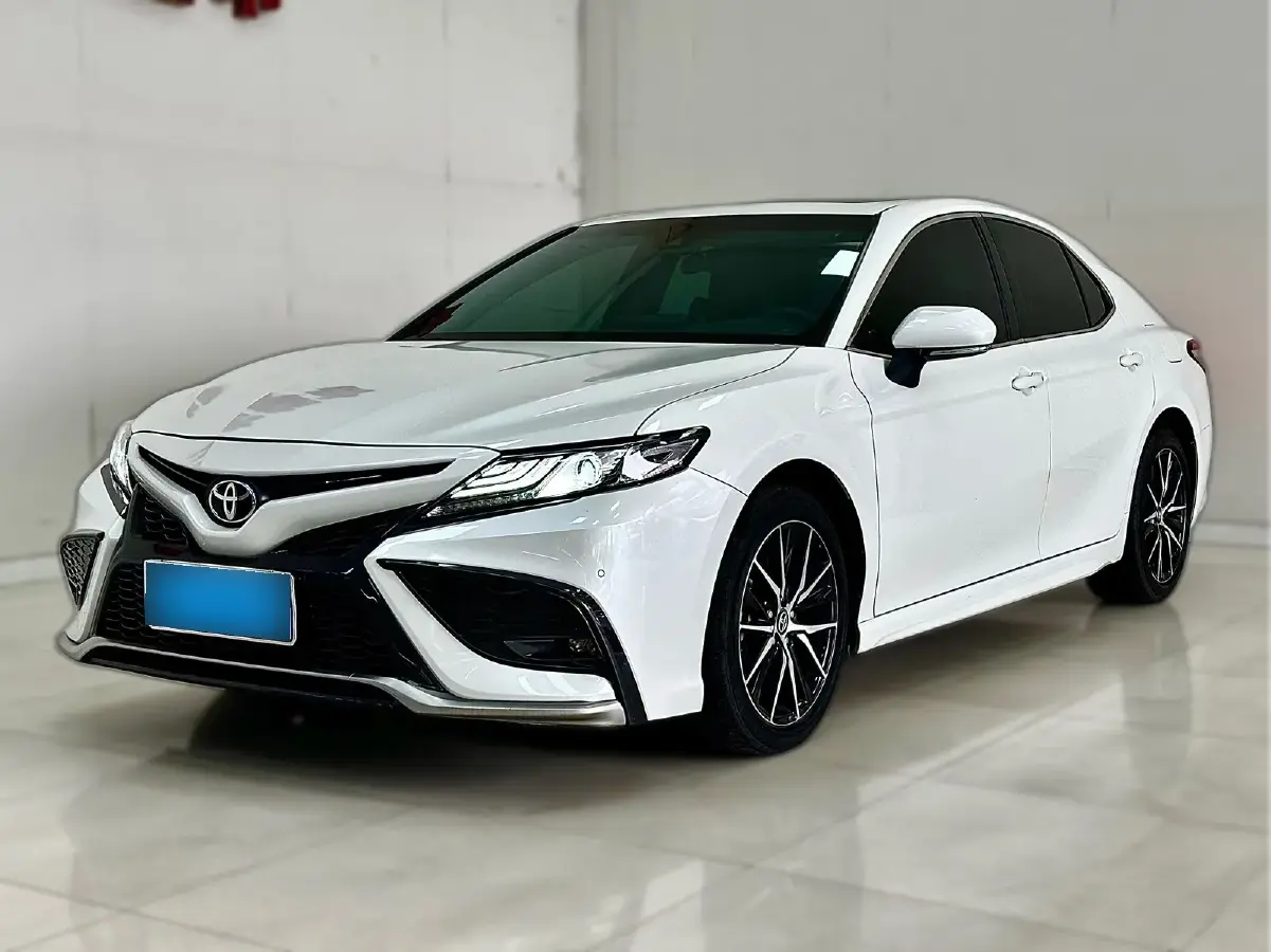 2022 Toyota Camry 2.0L 178HP L4 CVT