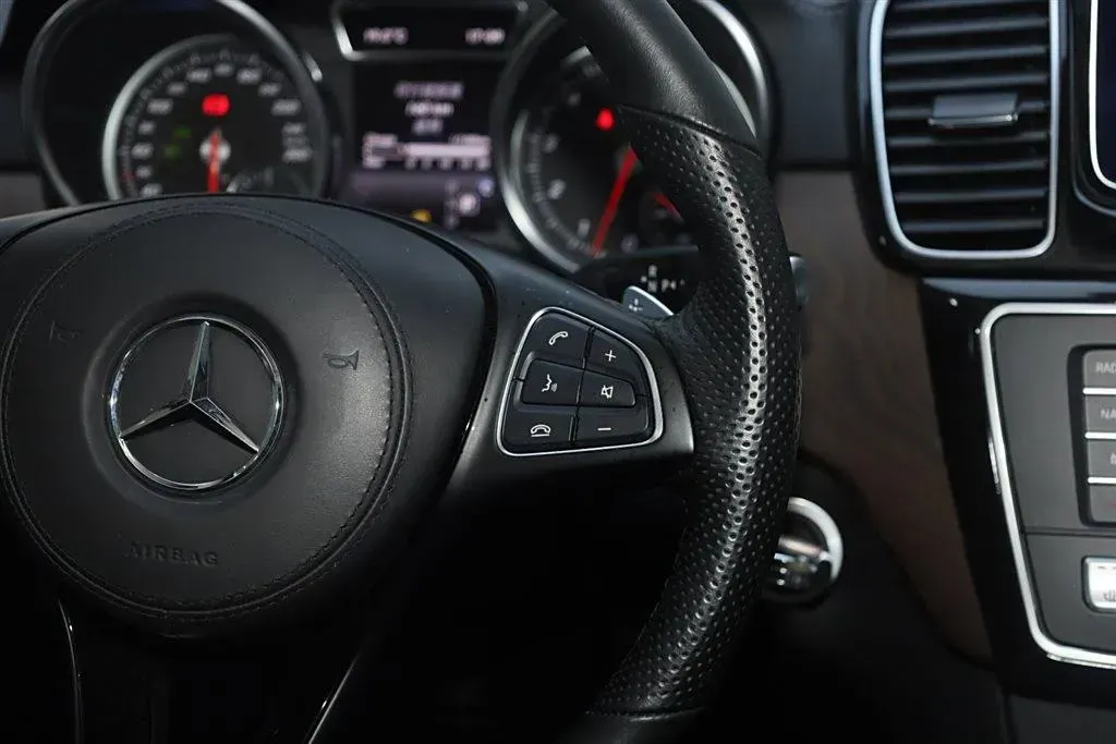 2021 BeiJing BJ90 4.0T 422HP V8 9AT,autocango,china used car exporter,china ev exporter,chinese used car exporter,chinese used ev exporter