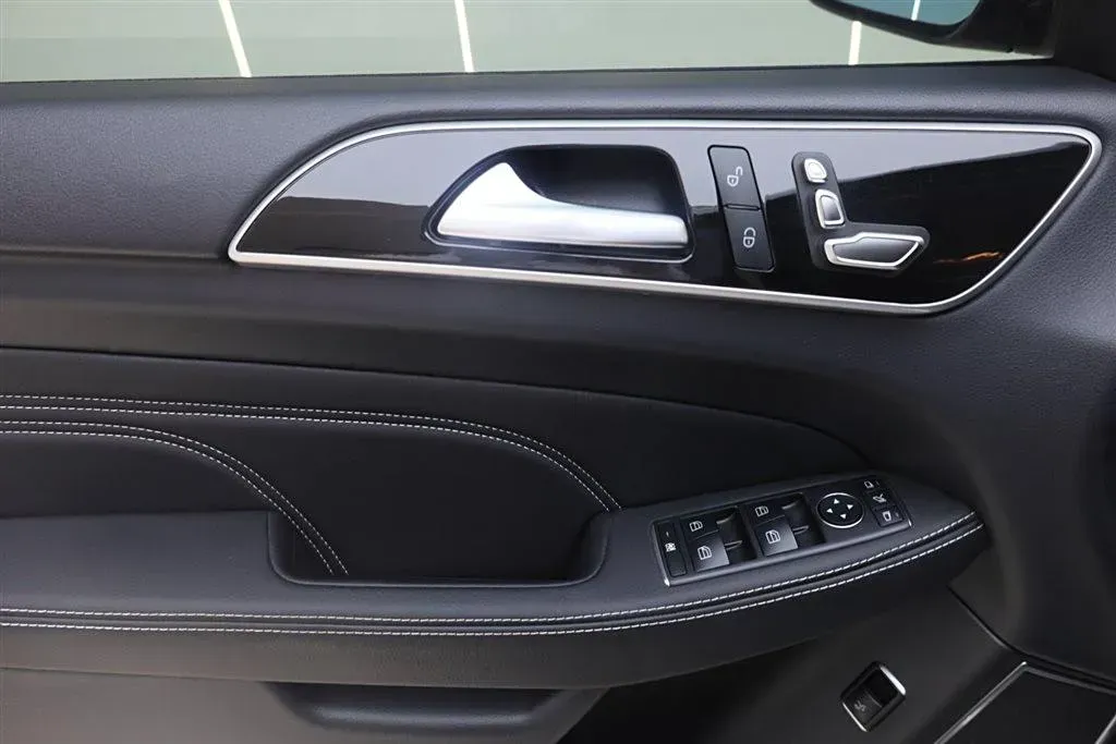 2021 BeiJing BJ90 4.0T 422HP V8 9AT,autocango,china used car exporter,china ev exporter,chinese used car exporter,chinese used ev exporter