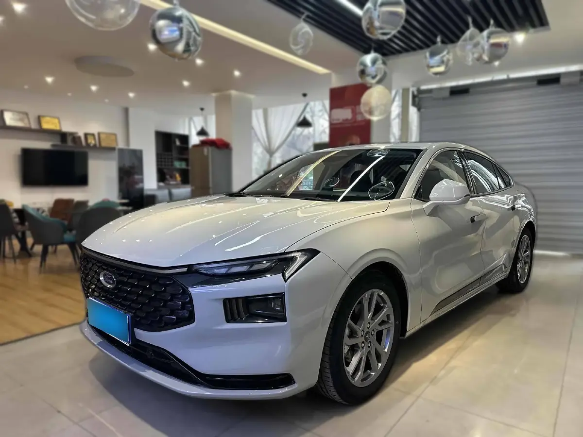 2023 Ford Mondeo 1.5T 190HP L4 8AT