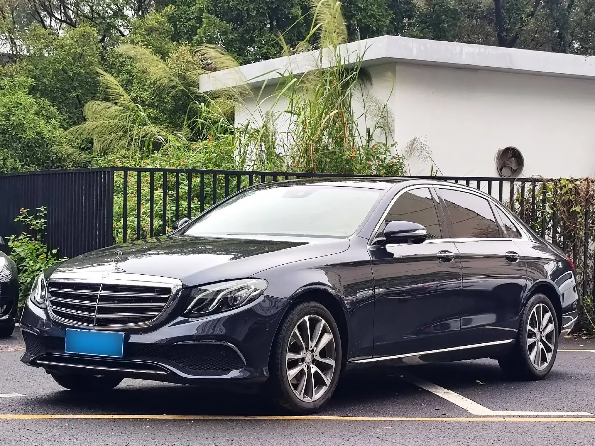 2016 Mercedes-Benz E Class 2.0T 184HP L4 9AT