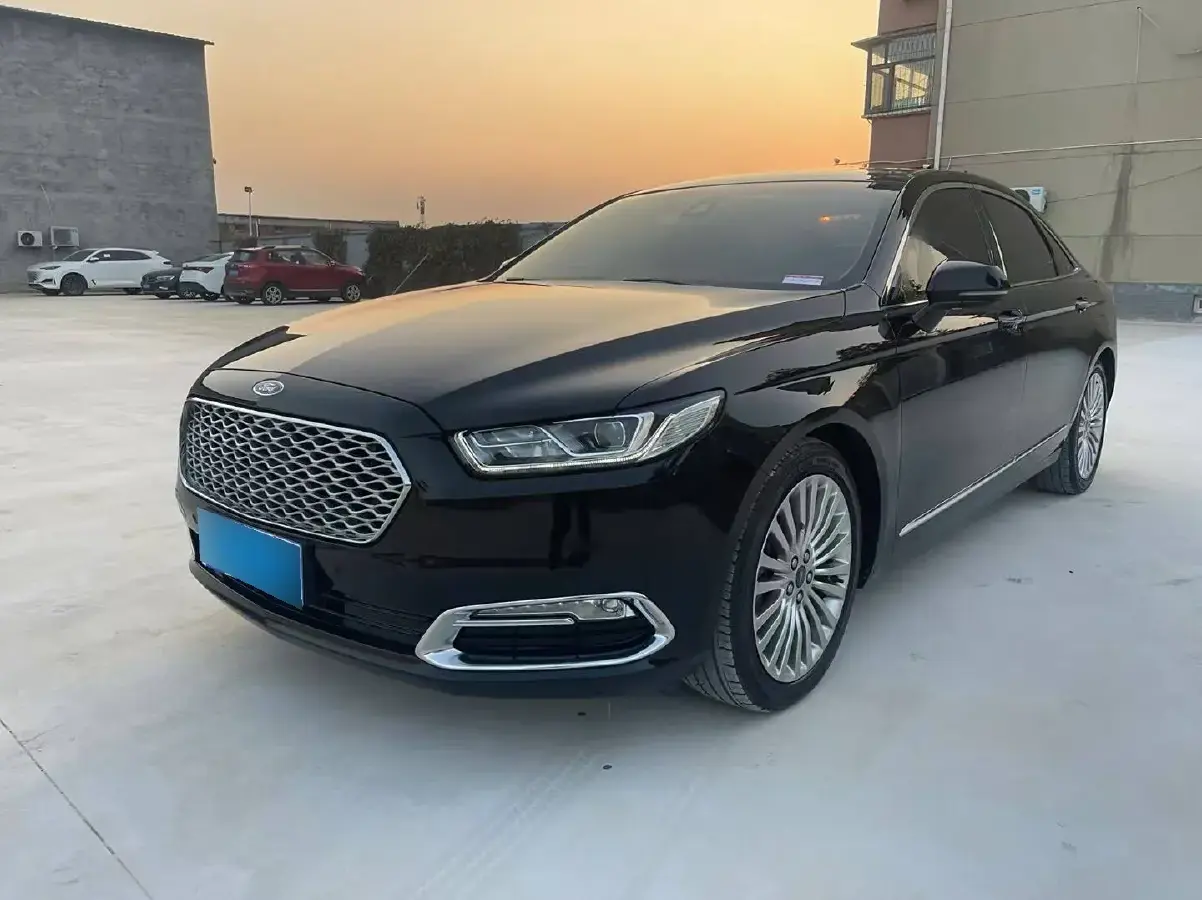 2018 Ford Taurus 2.0T 245HP L4 6AT