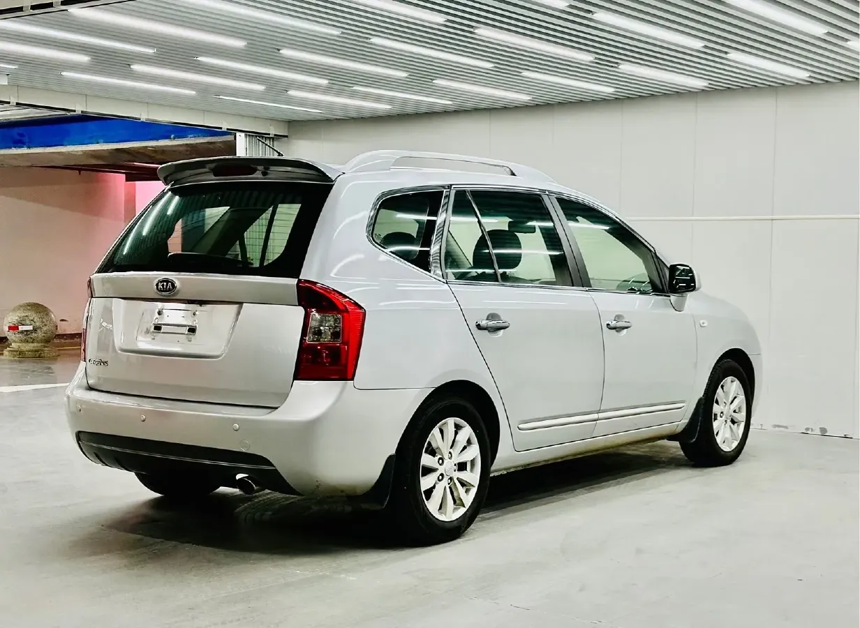 2011 Kia Carens 2.0L 150HP L4 4AT,autocango,china used car exporter,china ev exporter,chinese used car exporter,chinese used ev exporter