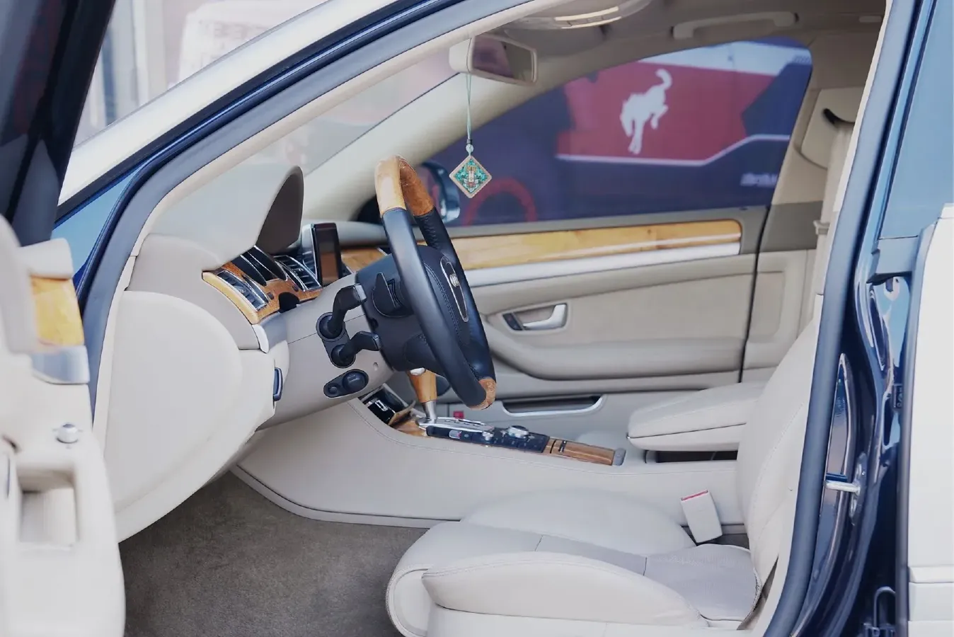 2008 Audi S8 5.2L 450HP V10 6AT,autocango,china used car exporter,china ev exporter,chinese used car exporter,chinese used ev exporter