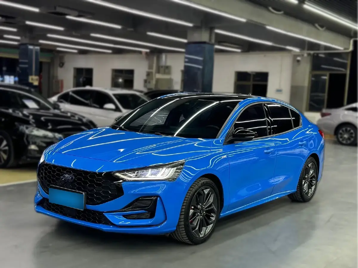 2022 Ford Focus 1.5T 177HP L4 6AT