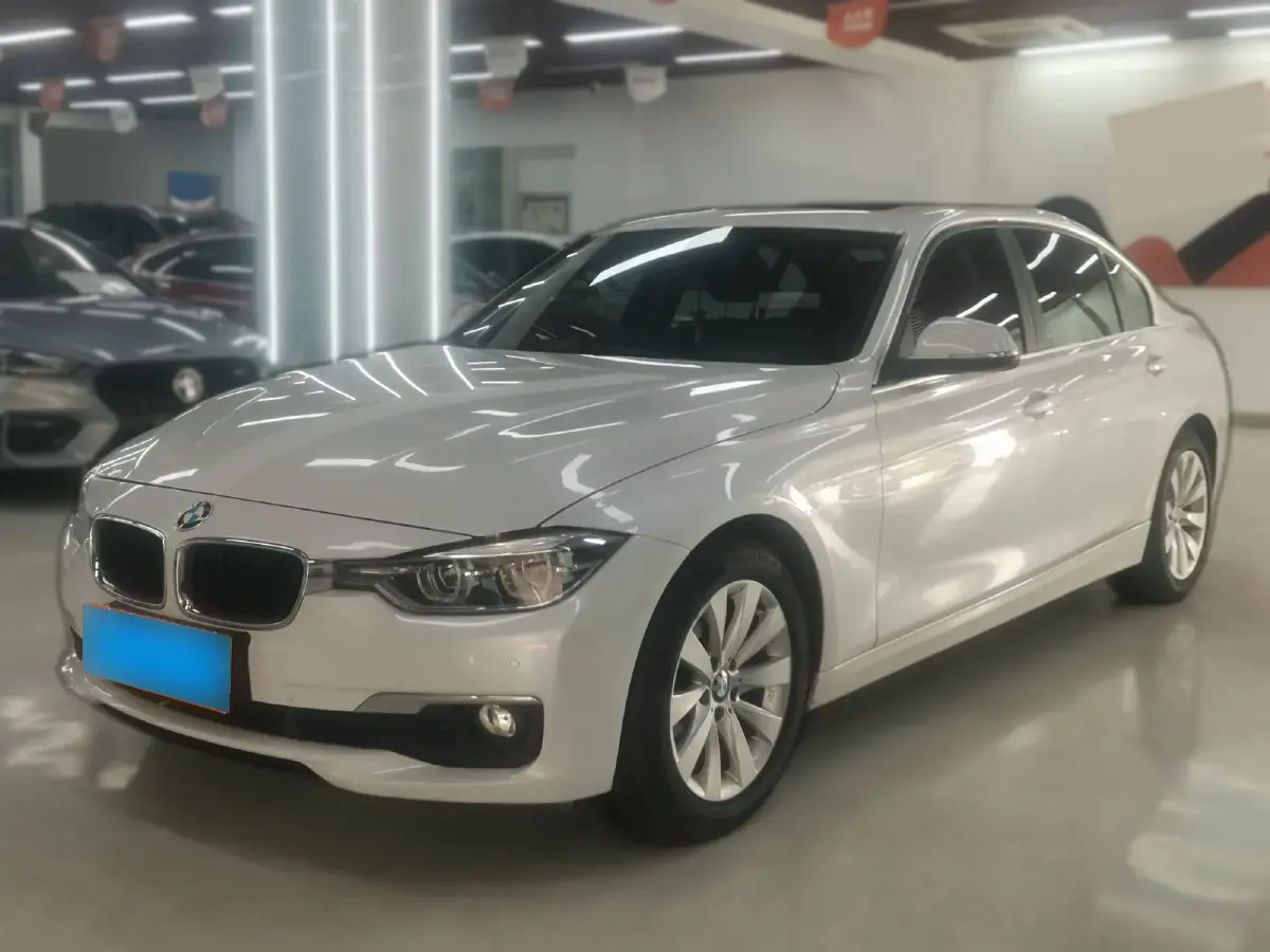 2017 BMW 3 Series 1.5T 136HP L3 8AT
