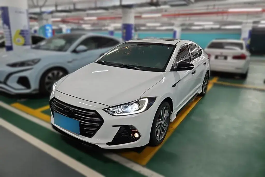 2016 Hyundai Elantra 1.6L 130HP L4 6AT