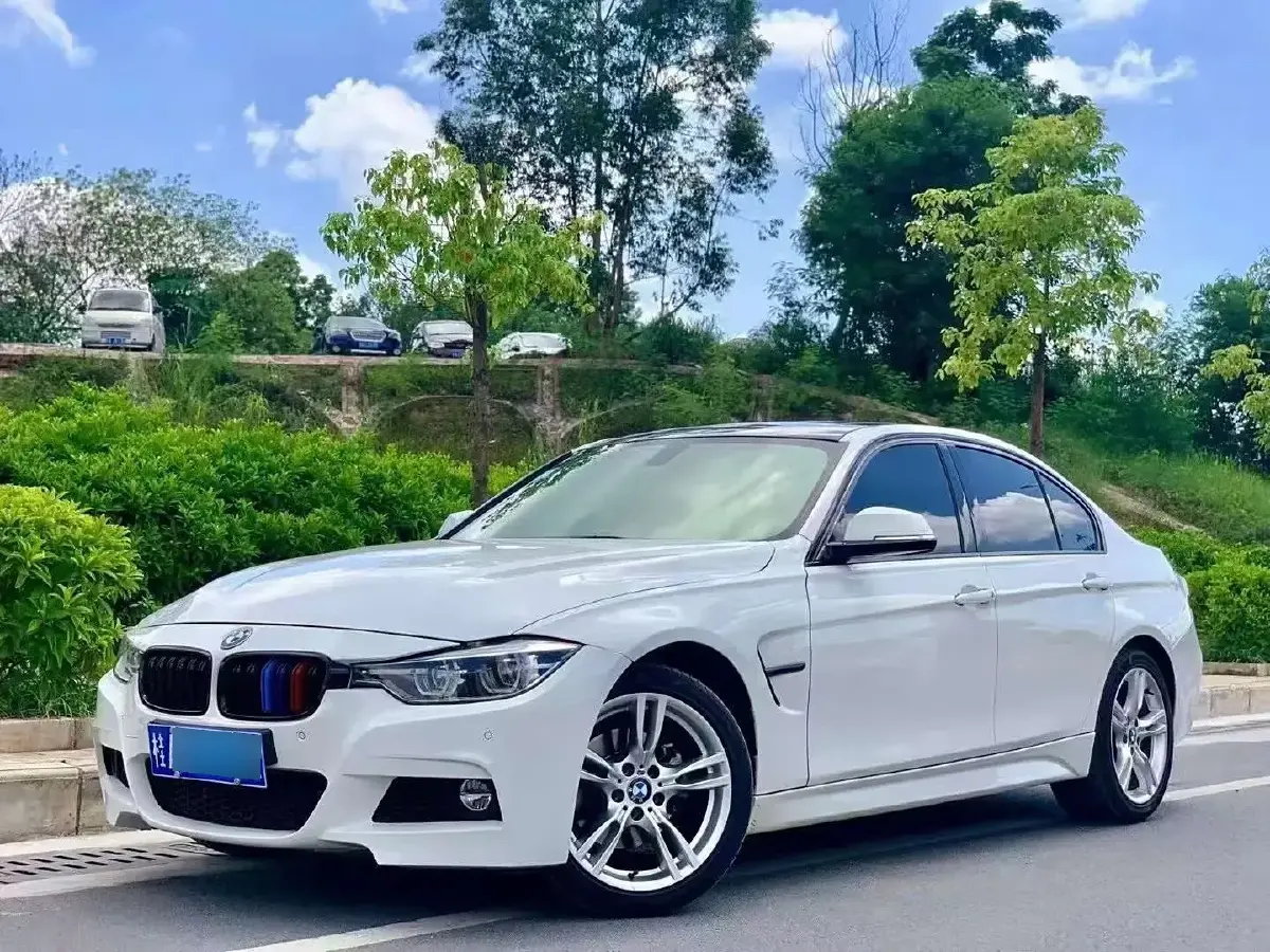 2017 BMW 3 Series 2.0T 184HP L4 8AT